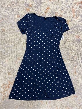 NWT 90’s inspired Old Navy Mini Dress with Daisy Print